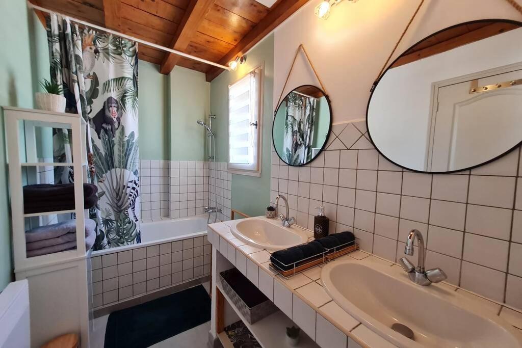 Appart Cosy Avec Son Exterieur Chaleureux,Piscine Et Parking Prive Фонвьей Экстерьер фото