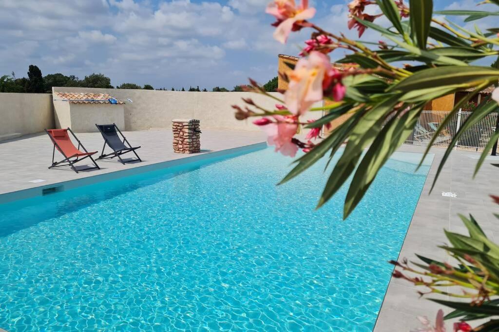 Appart Cosy Avec Son Exterieur Chaleureux,Piscine Et Parking Prive Фонвьей Экстерьер фото